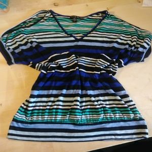 Vneck dolman sleeve stripe top with shoulder slits
